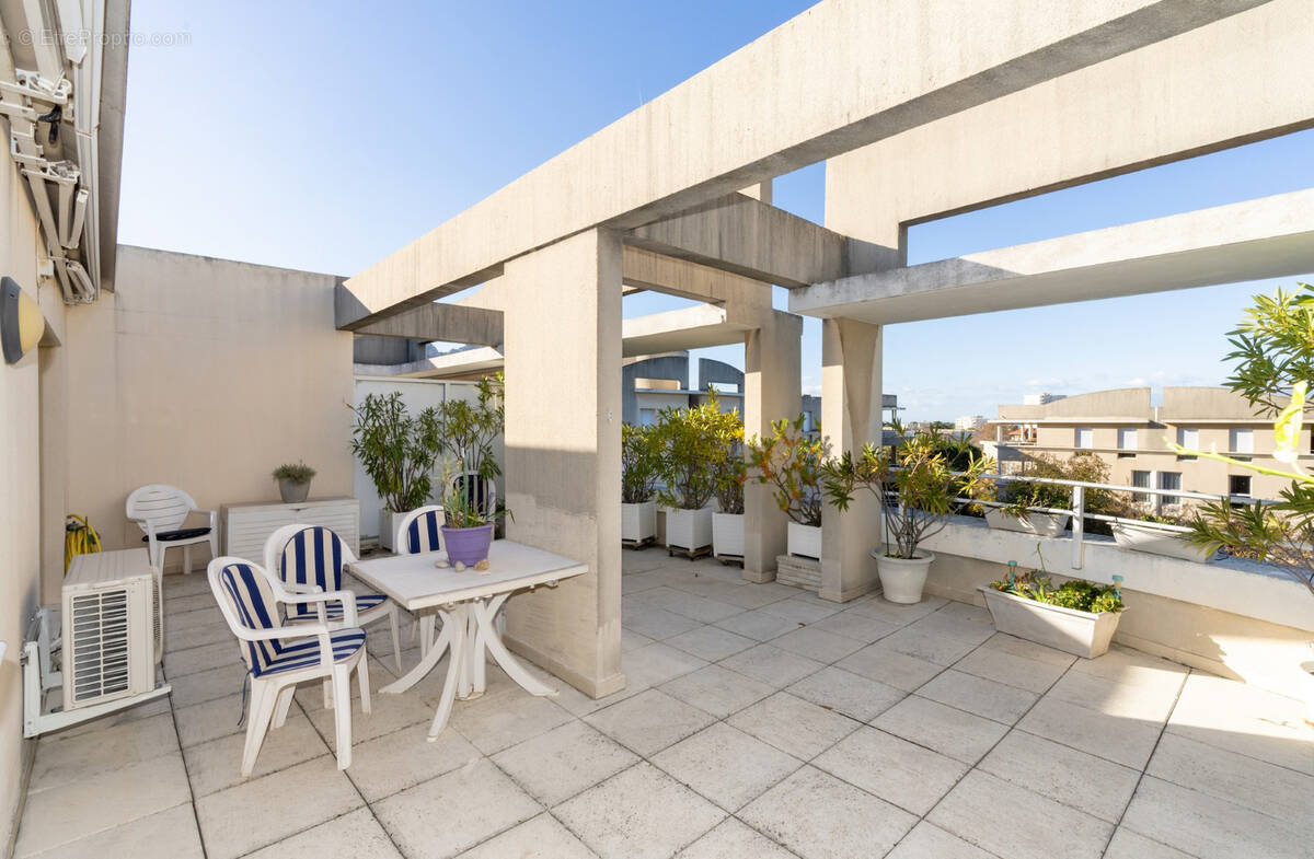 Appartement à MARSEILLE-8E