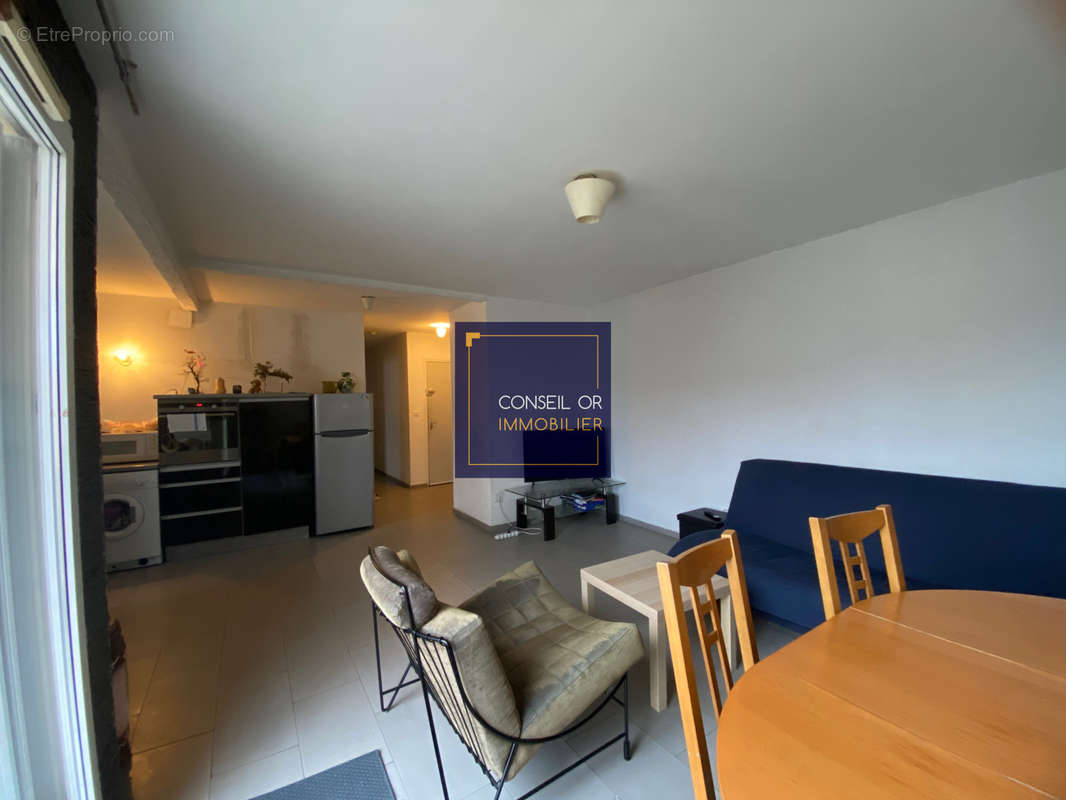 Appartement à SAINT-GENIS-LAVAL