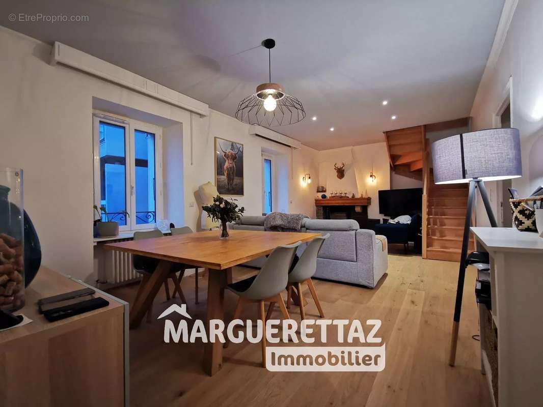 Appartement à BONNEVILLE