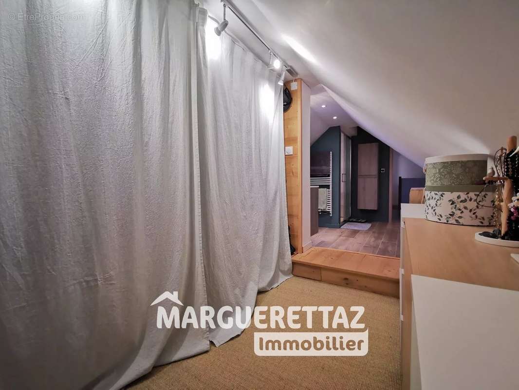 Appartement à BONNEVILLE