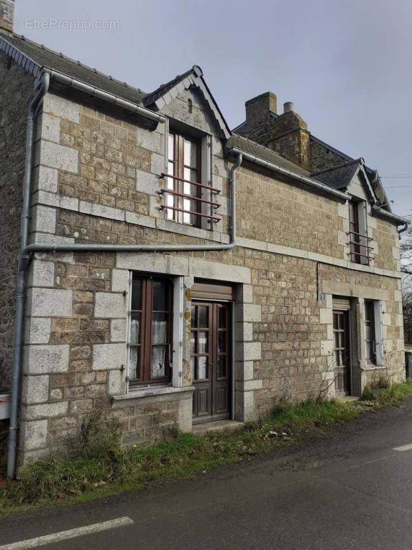 Maison à PARIGNE