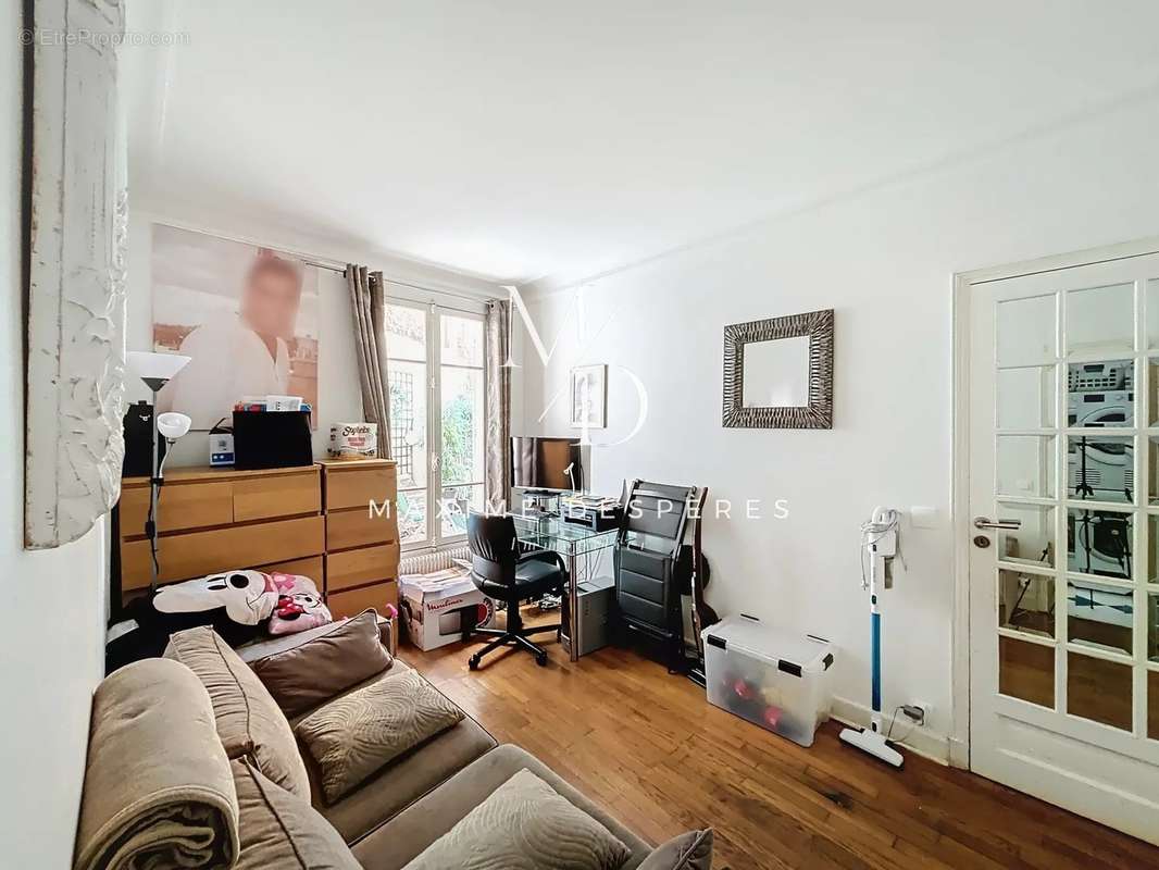 Appartement à NEUILLY-SUR-SEINE