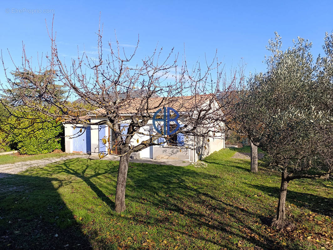 Maison à MIRABEL-AUX-BARONNIES