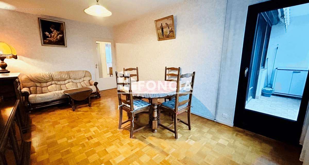 Appartement à SAINT-MARCEL