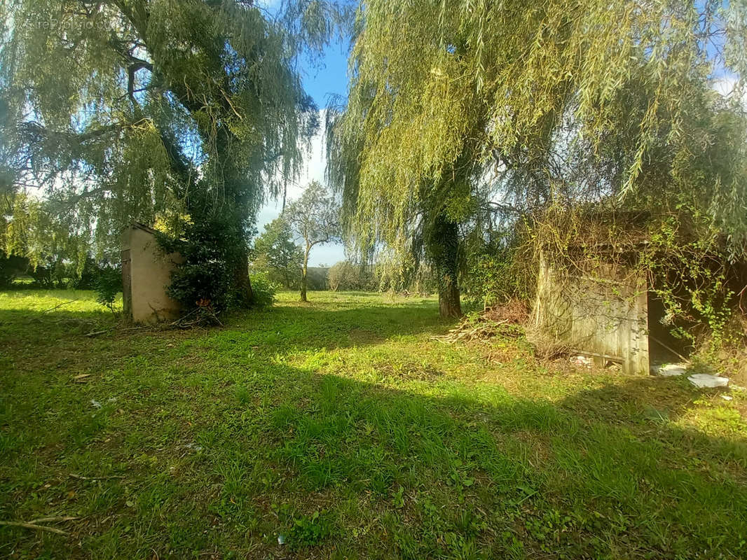 Maison à MOULINS-ENGILBERT