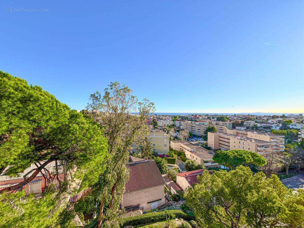 Appartement à CAGNES-SUR-MER