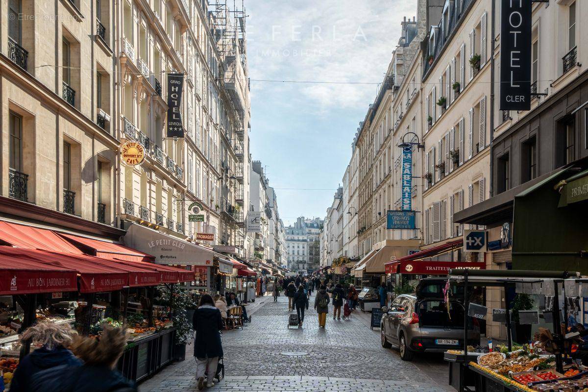 Appartement à PARIS-7E