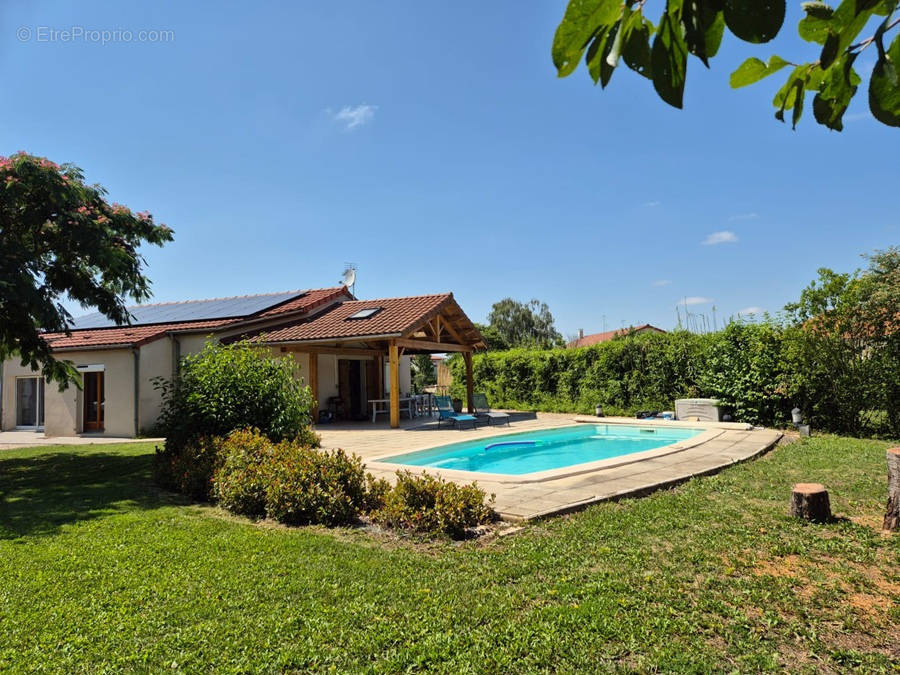 Maison à BOUZEL