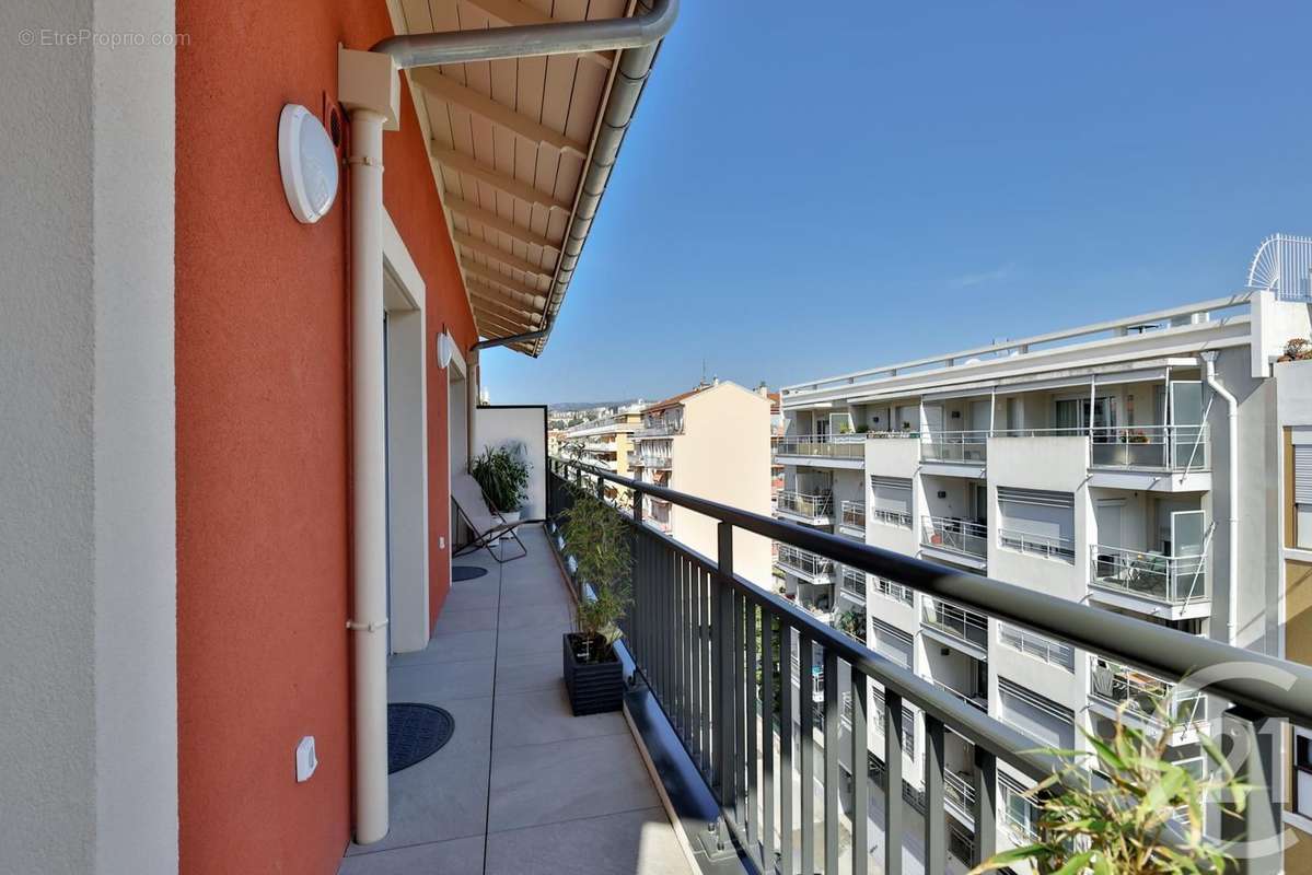 Appartement à NICE