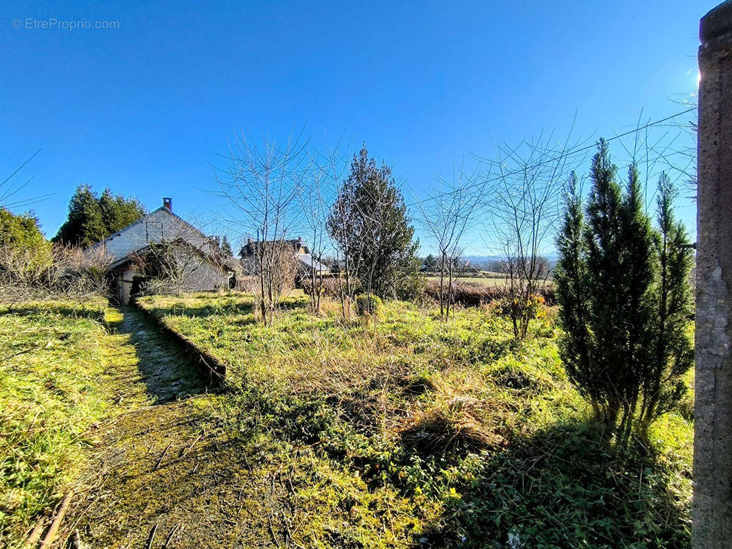 Maison à GOUTTIERES