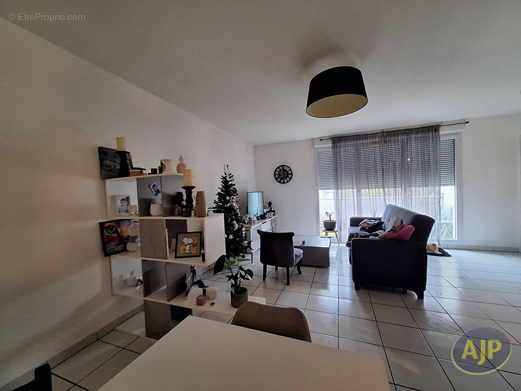 Appartement à SAINT-LOUIS-DE-MONTFERRAND