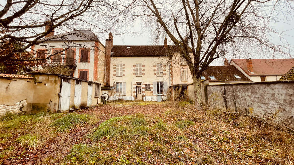 Maison à SAINT-FLORENTIN