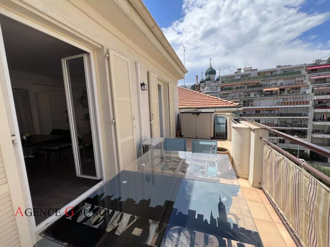 Appartement à NICE