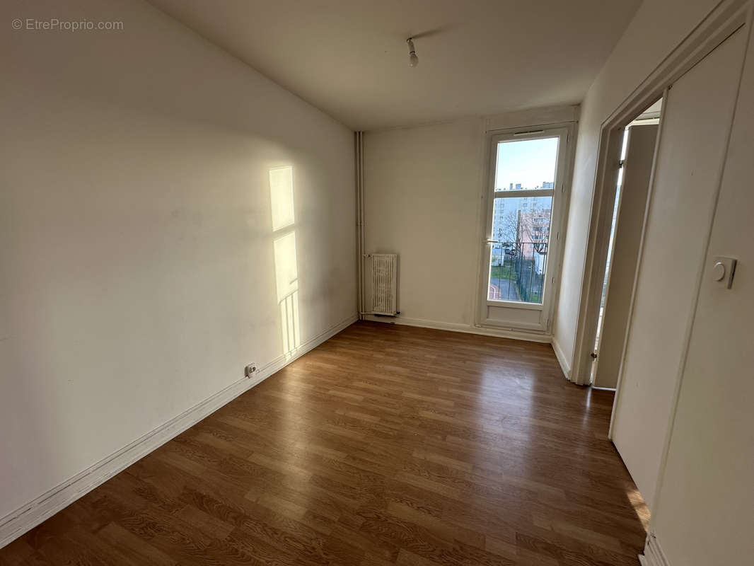 Appartement à GARGES-LES-GONESSE