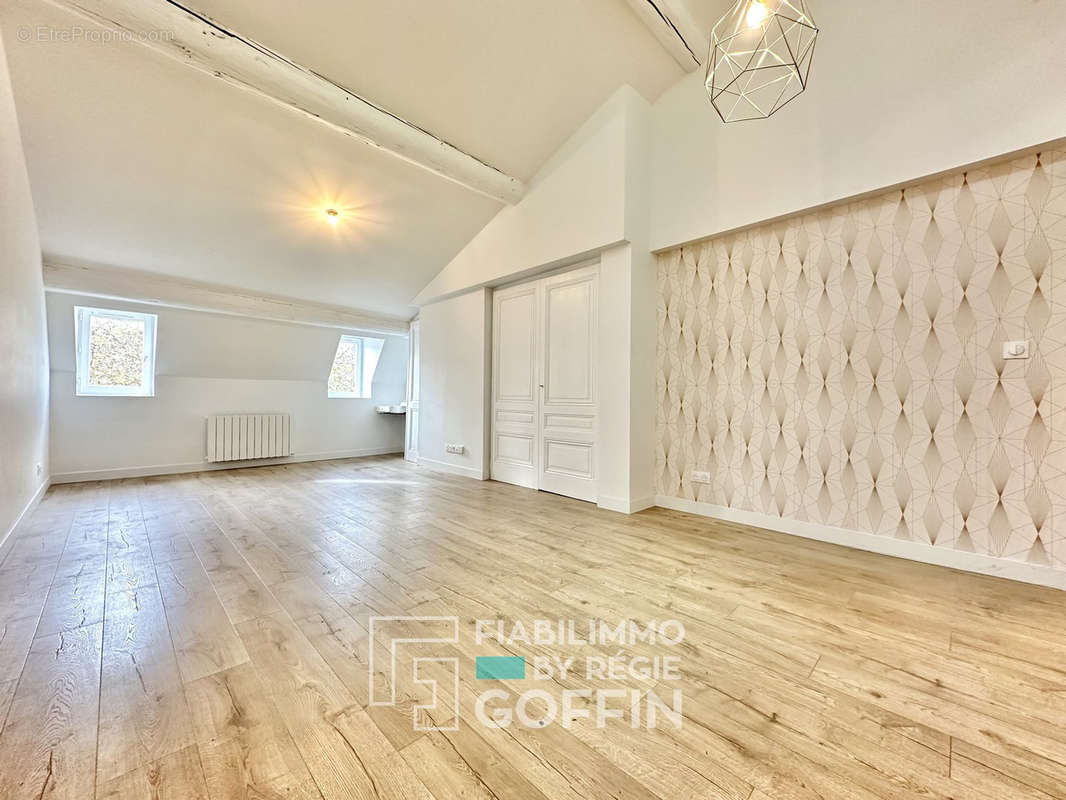 Appartement à LYON-6E