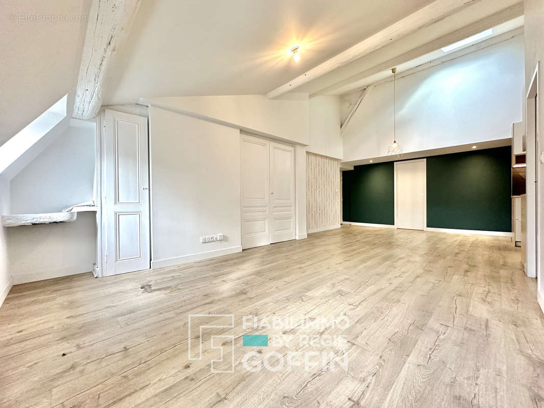 Appartement à LYON-6E