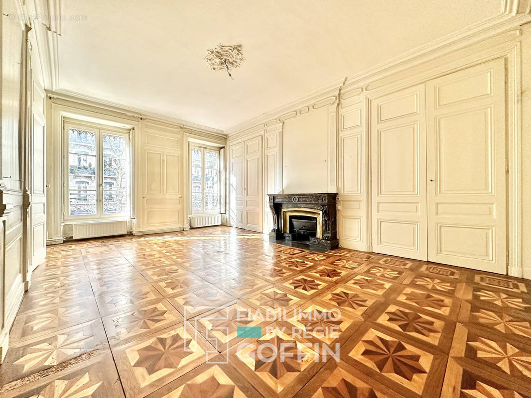 Appartement à LYON-6E