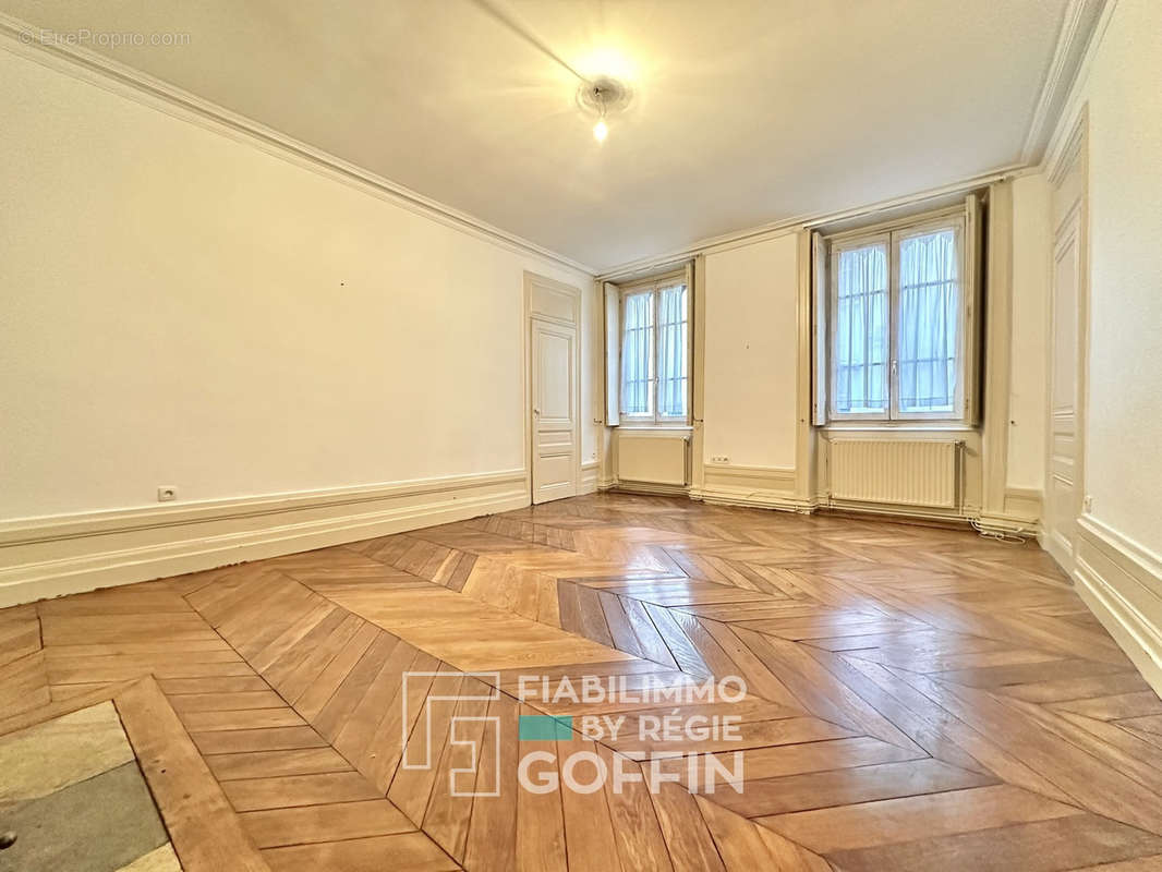 Appartement à LYON-6E