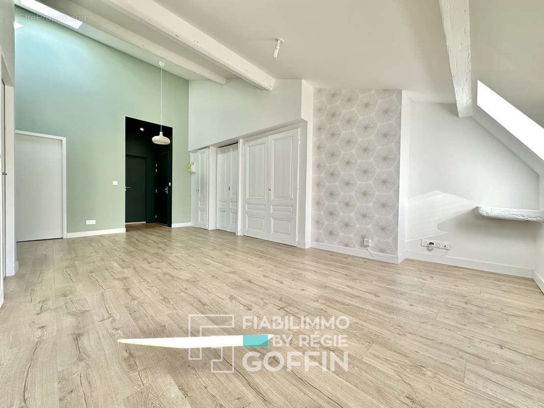 Appartement à LYON-6E