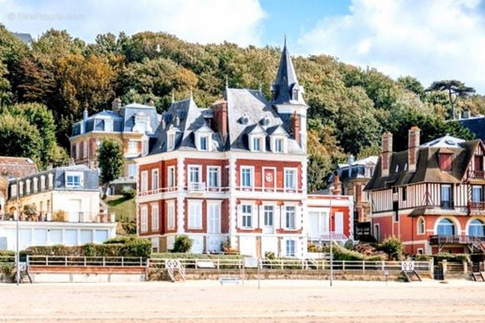 Appartement à TROUVILLE-SUR-MER