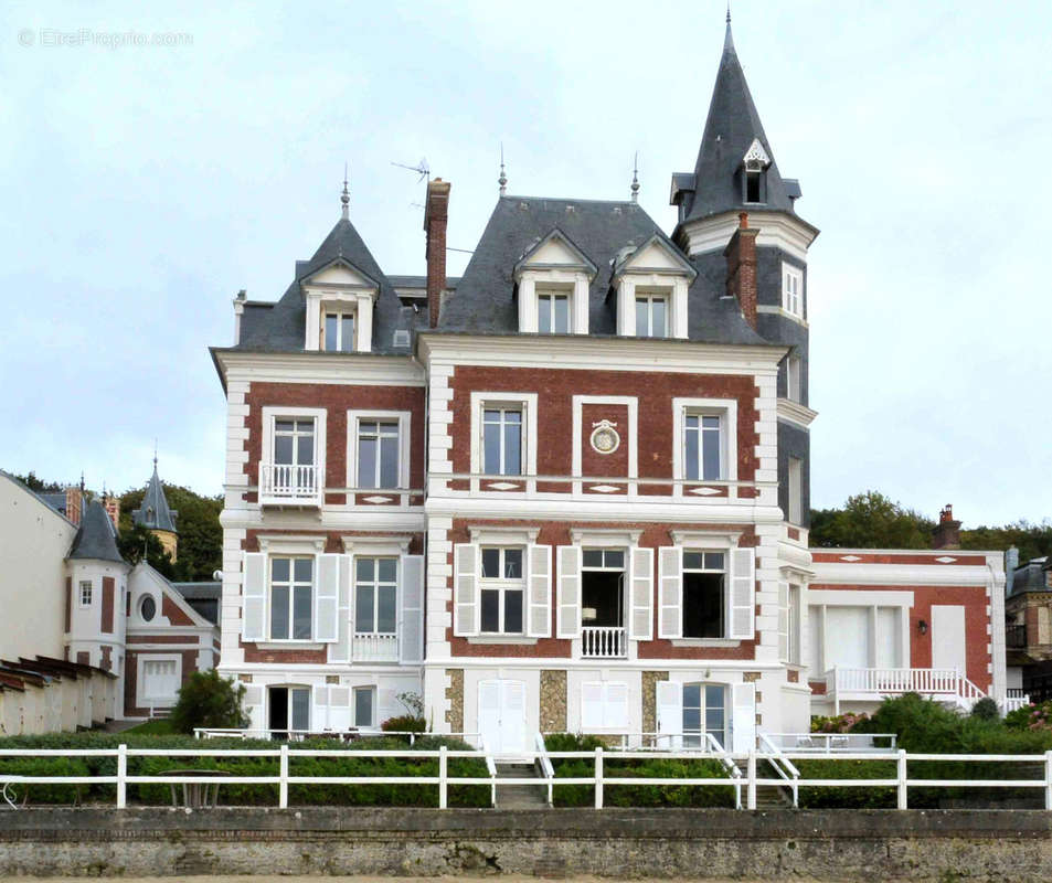 Appartement à TROUVILLE-SUR-MER