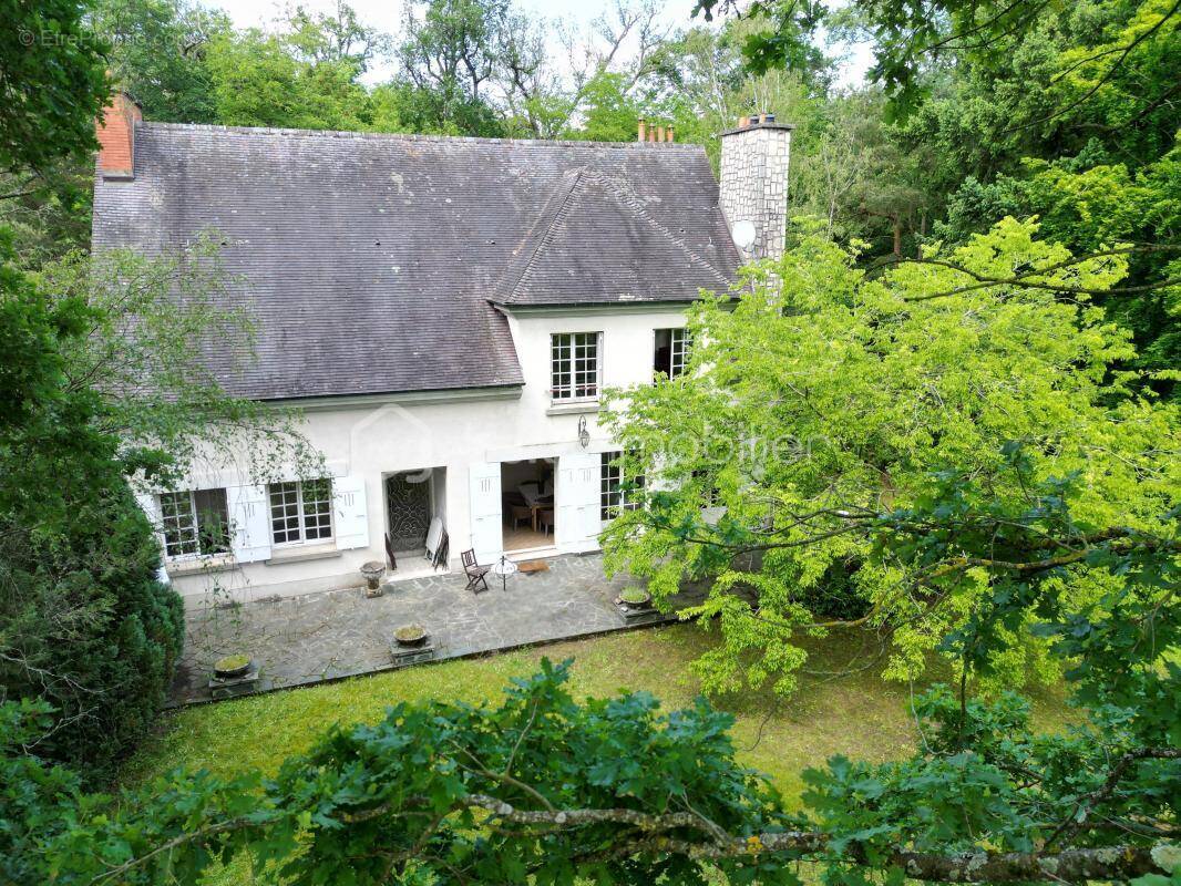 Maison à SAINT-PIERRE-LES-NEMOURS