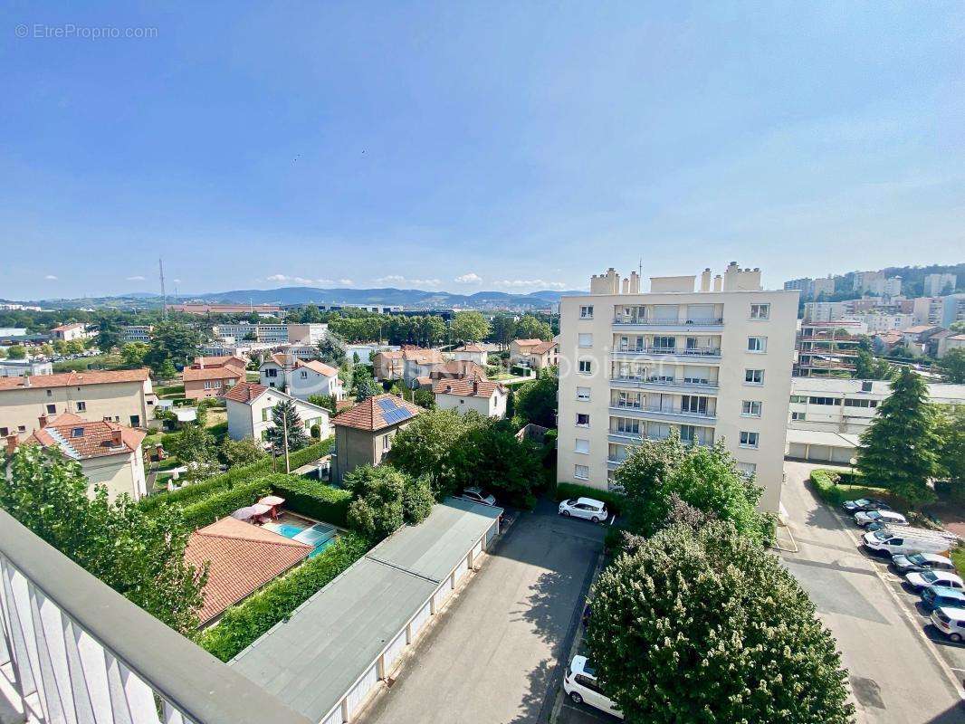 Appartement à SAINT-ETIENNE