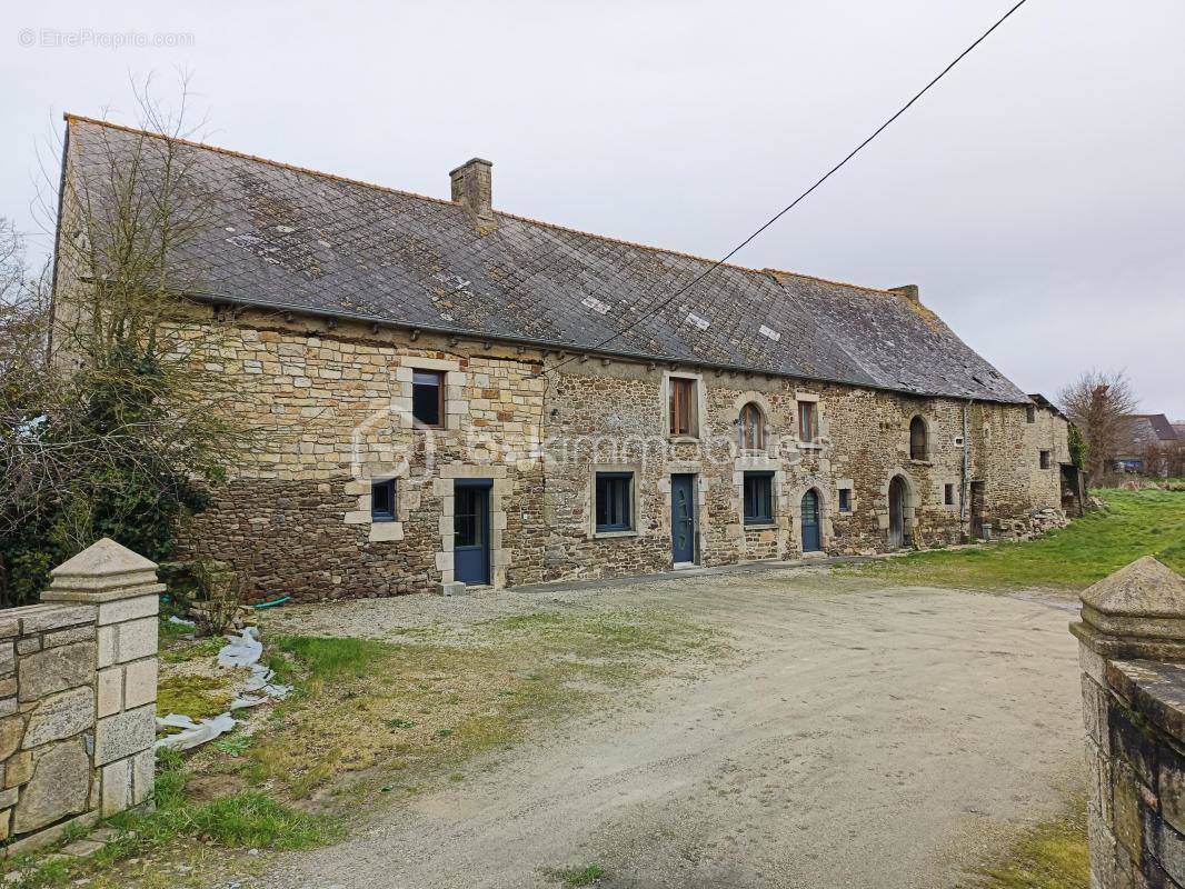 Maison à YVIGNAC-LA-TOUR