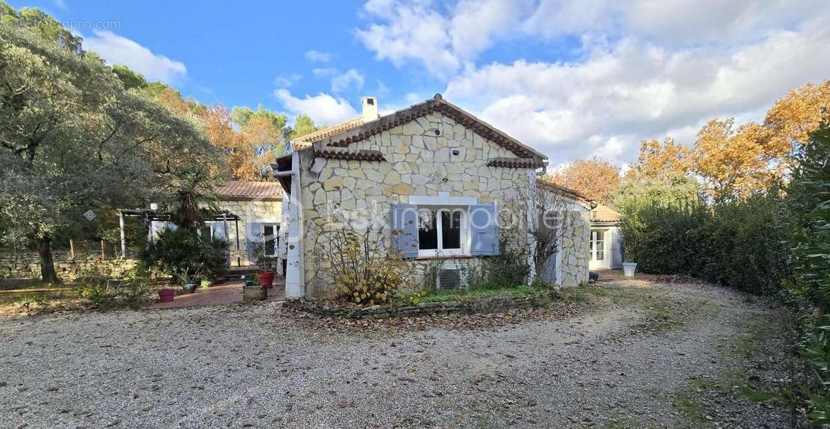 Maison à PONT-SAINT-ESPRIT