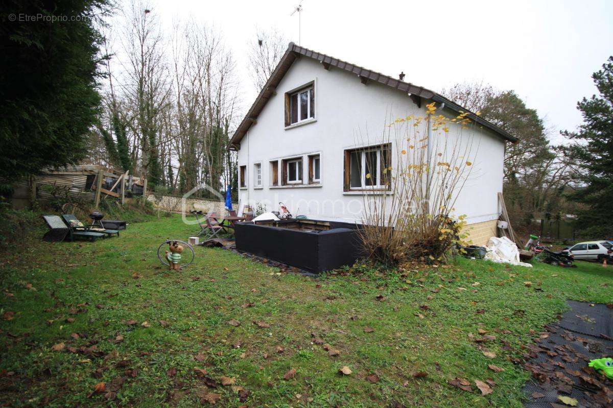 Maison à GIRONVILLE-SUR-ESSONNE