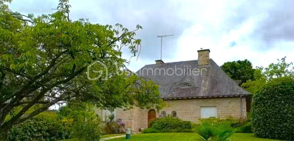 Maison à LA BAZOUGE-DU-DESERT