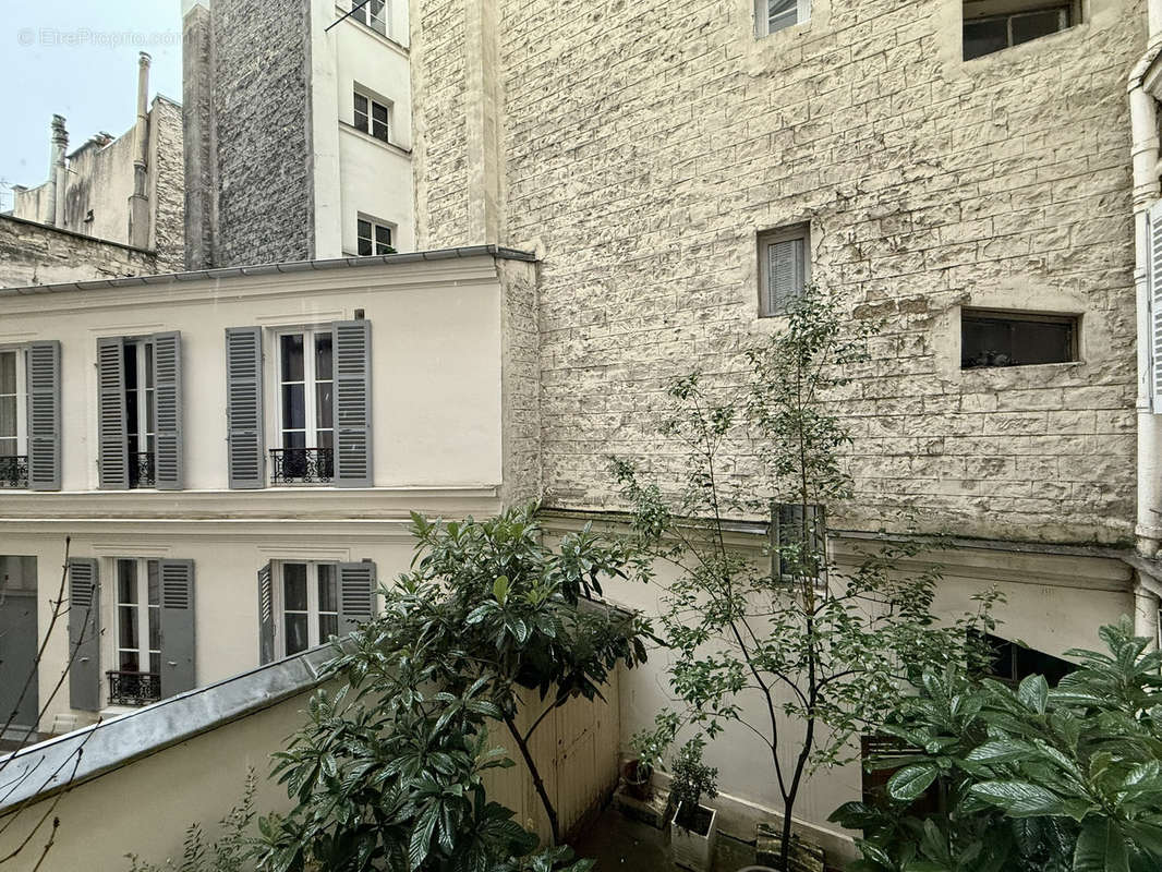 Appartement à PARIS-11E