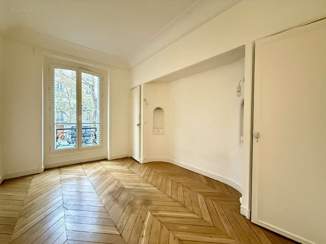 Appartement à PARIS-11E