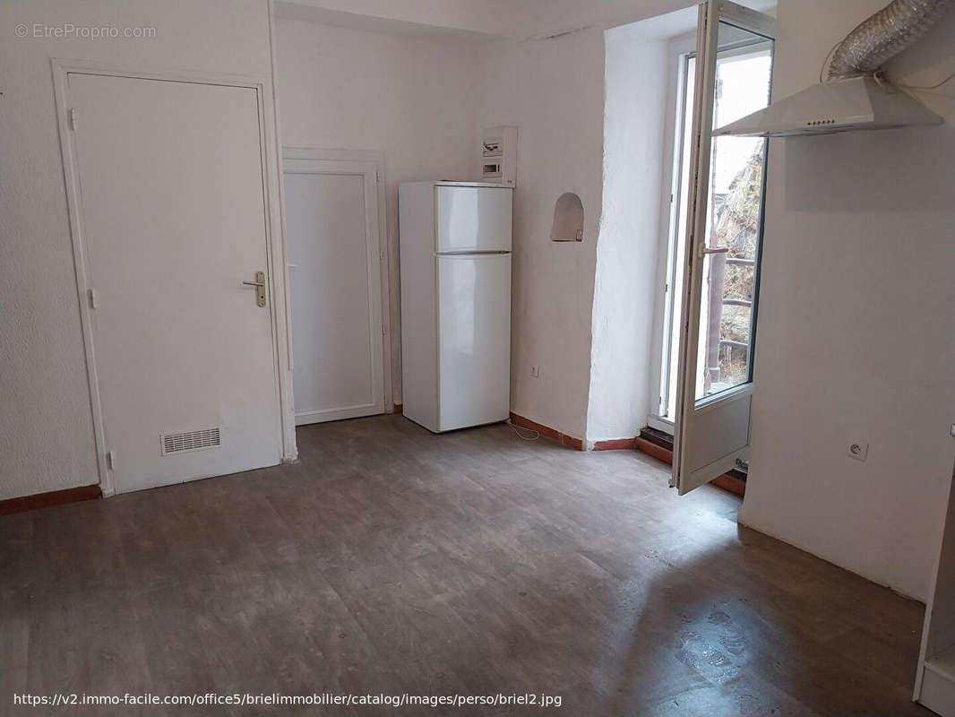 Appartement à LORGUES