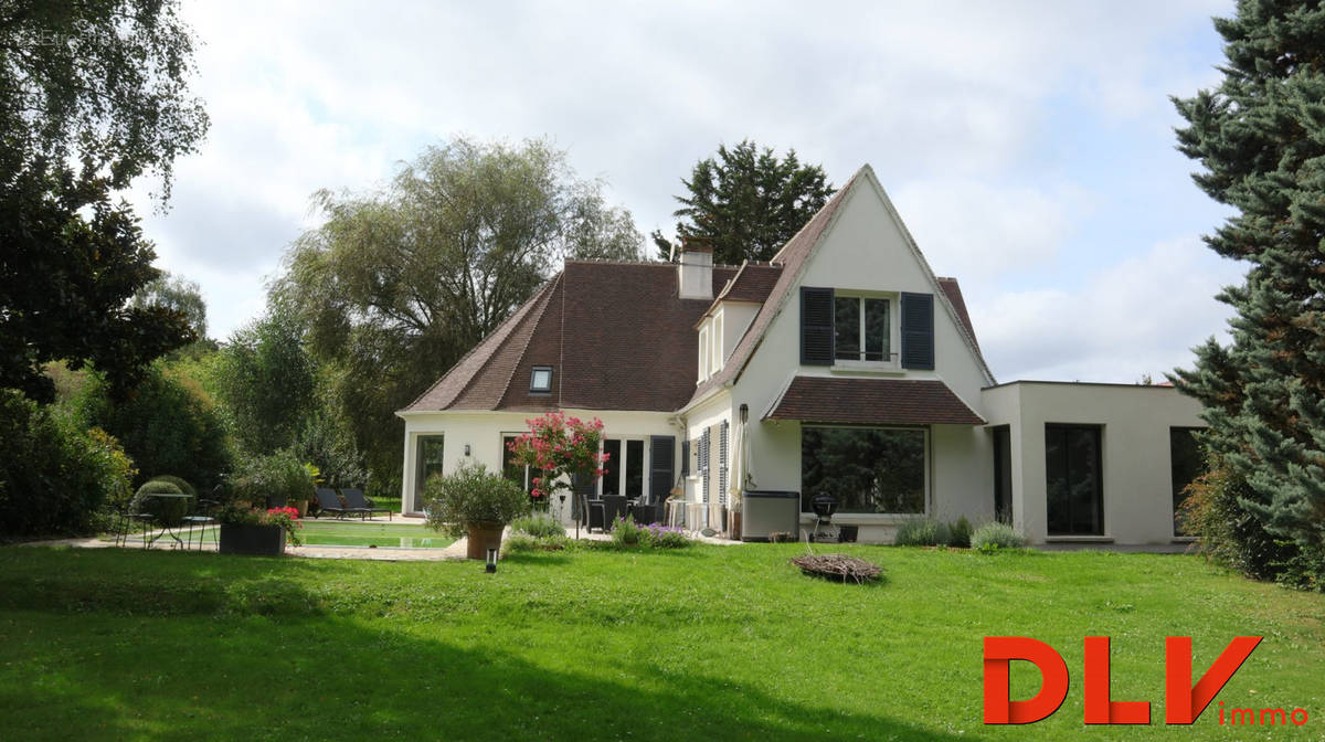 Maison à SAMOIS-SUR-SEINE