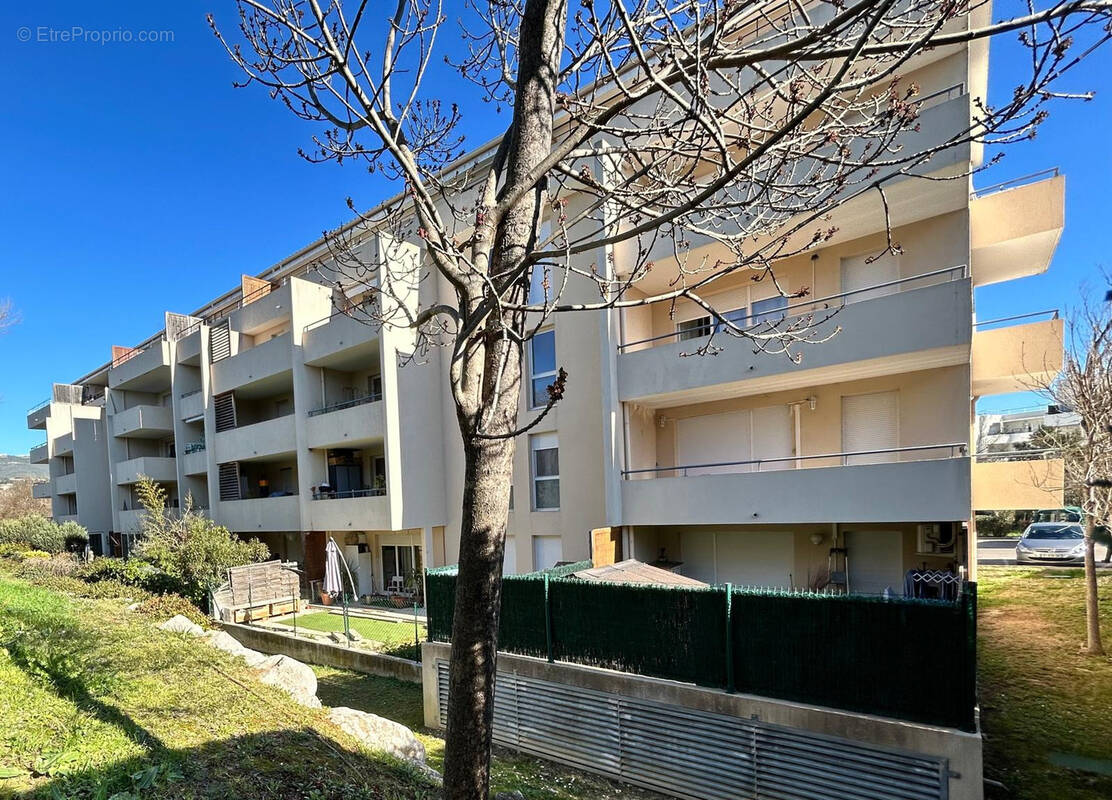 Appartement à MARSEILLE-13E