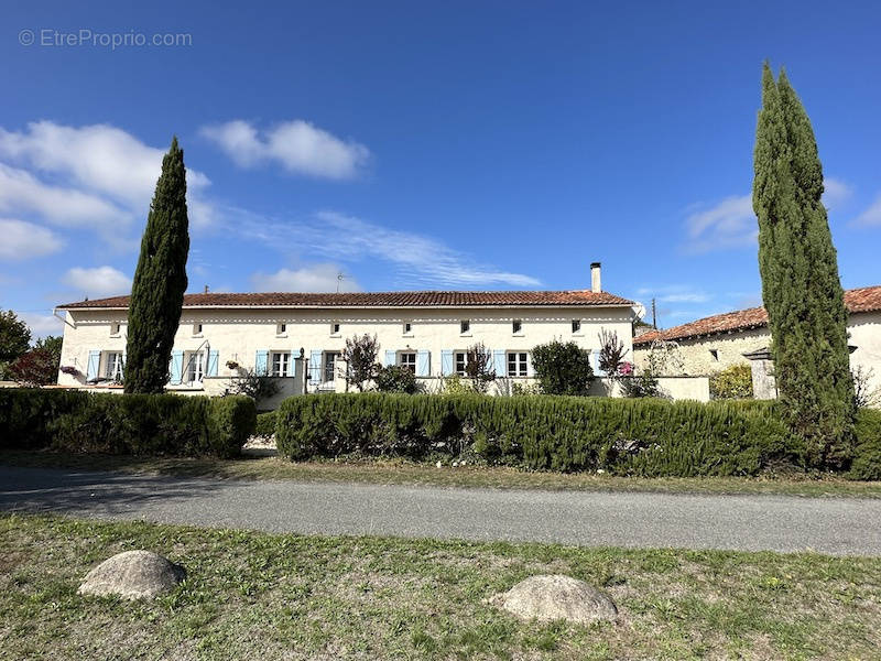 Maison à SAINT-ROMAIN