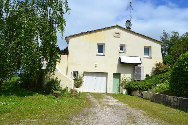 Maison à PERIGNAC