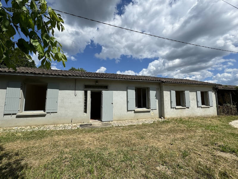 Maison à CLERAC