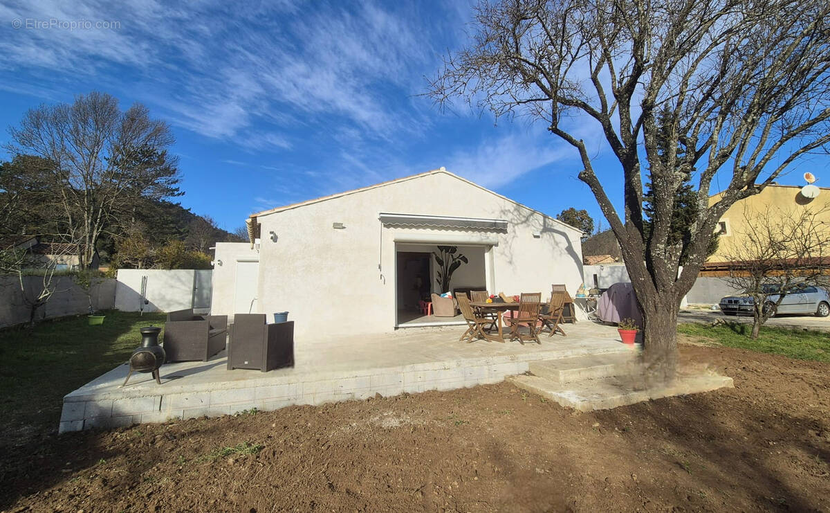 Maison à LA ROQUEBRUSSANNE