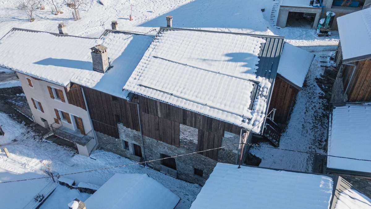 Maison à SAINT-MARTIN-DE-BELLEVILLE