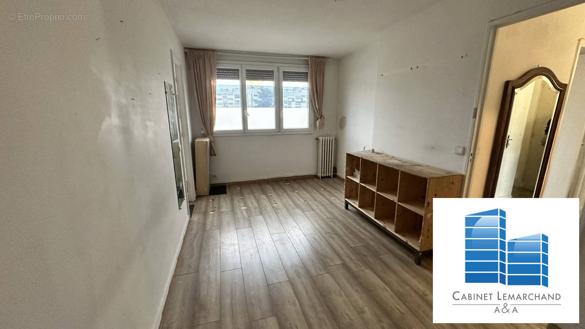 Appartement à IVRY-SUR-SEINE