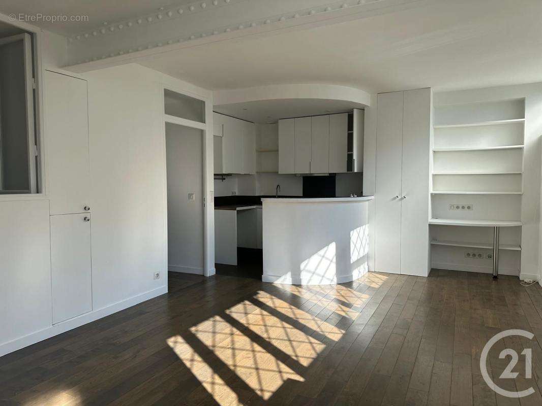 Appartement à FONTENAY-SOUS-BOIS