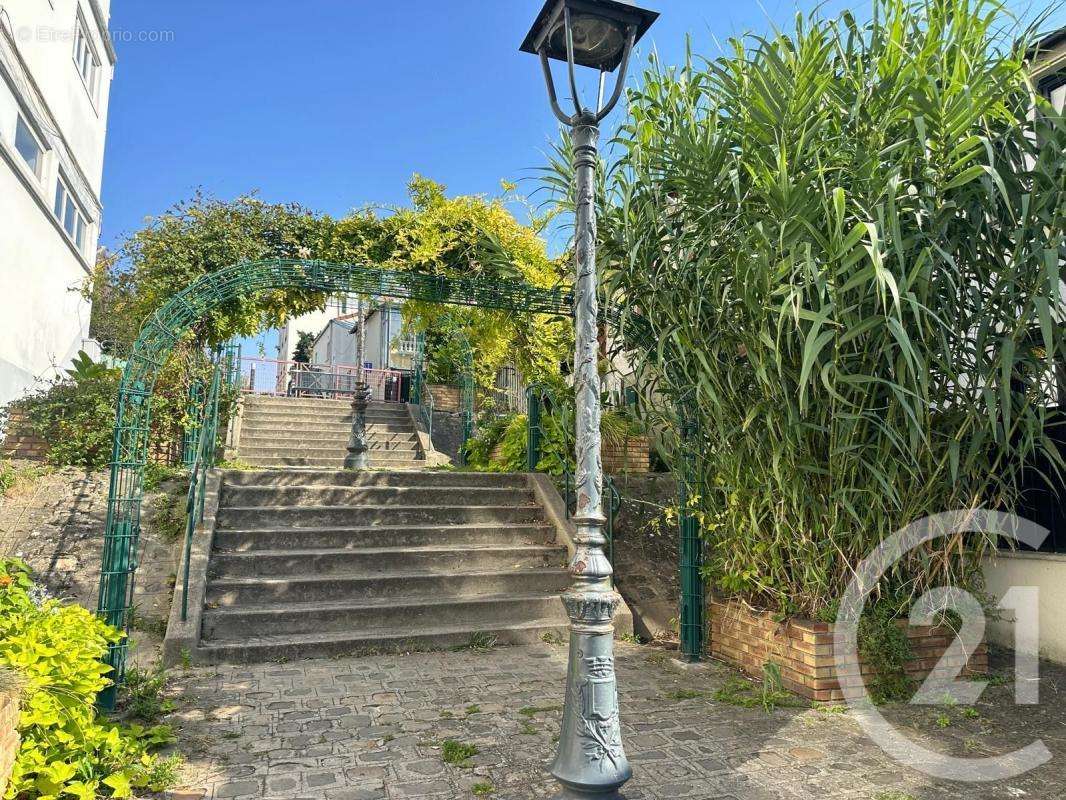 Appartement à FONTENAY-SOUS-BOIS