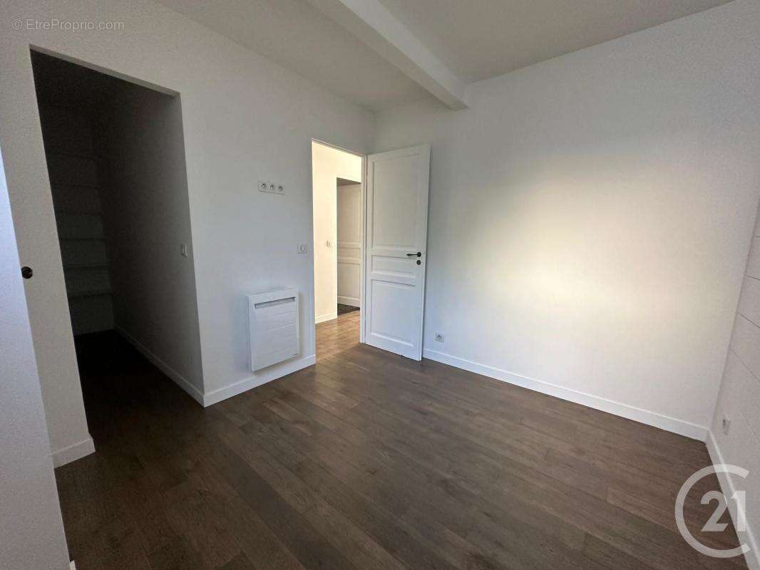 Appartement à FONTENAY-SOUS-BOIS