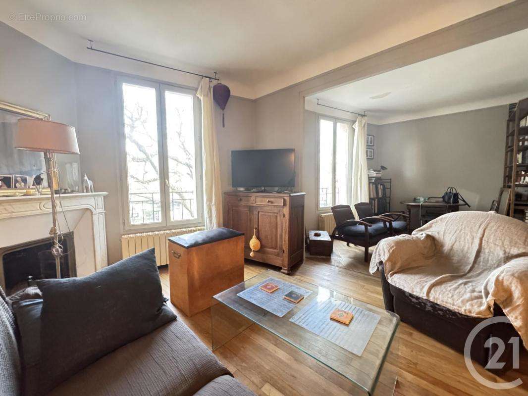 Appartement à FONTENAY-SOUS-BOIS