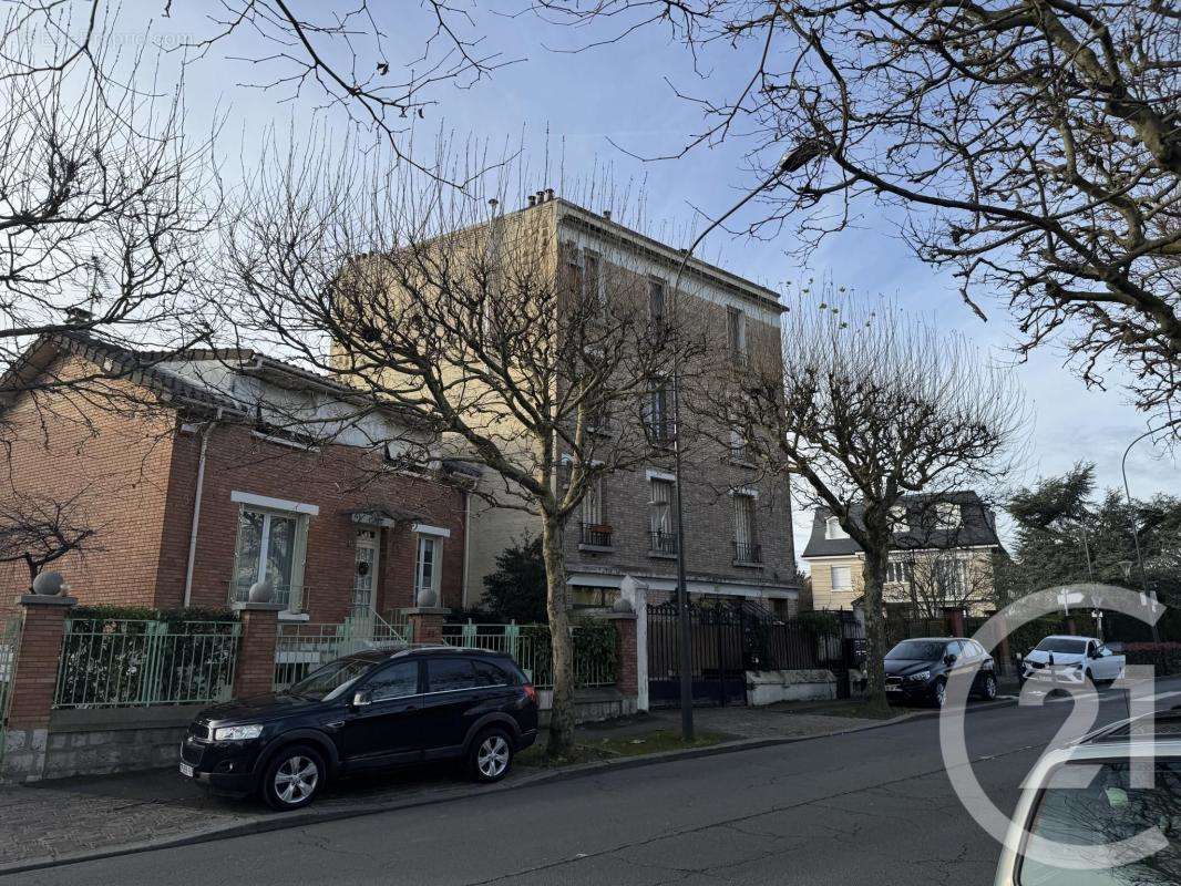 Appartement à FONTENAY-SOUS-BOIS