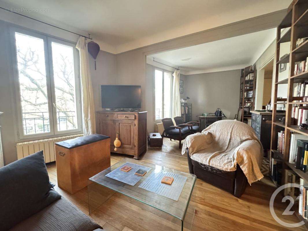 Appartement à FONTENAY-SOUS-BOIS