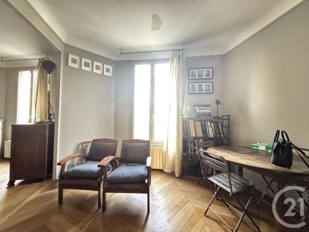 Appartement à FONTENAY-SOUS-BOIS