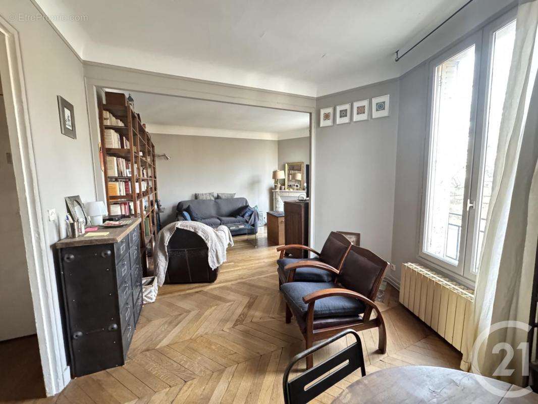 Appartement à FONTENAY-SOUS-BOIS